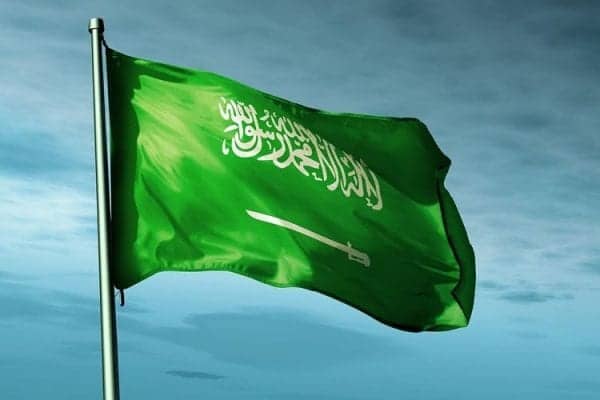 مباراة لكرة القدم تنسف تقاربا سياسيا بين السعودية وإيران
