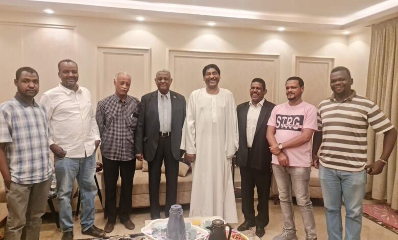 عربي يعتذر عن نشر صور للفريق العطا