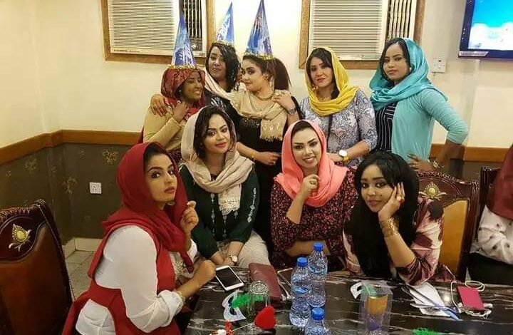 مذيعات قناة النيل الأزرق