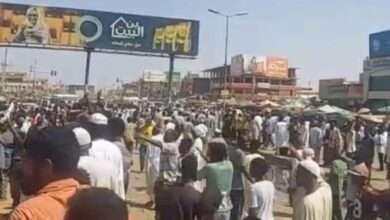 العربية والحدث.. انتقادات واسعة ومطالب للجيش بطرد القناتين فورا