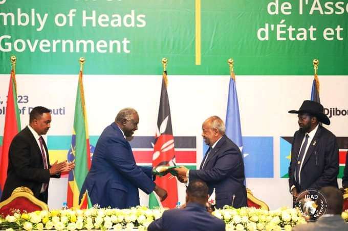 «ايساف»: توجيهات صدرت بعملية الخرطوم و«قحت» ترحب بقرار قمة أديس