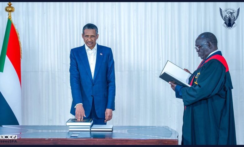 يحدث الآن.. حميدتي يظهر في نيالا ويؤدى القسم رئيسا لحكومة تأسيس